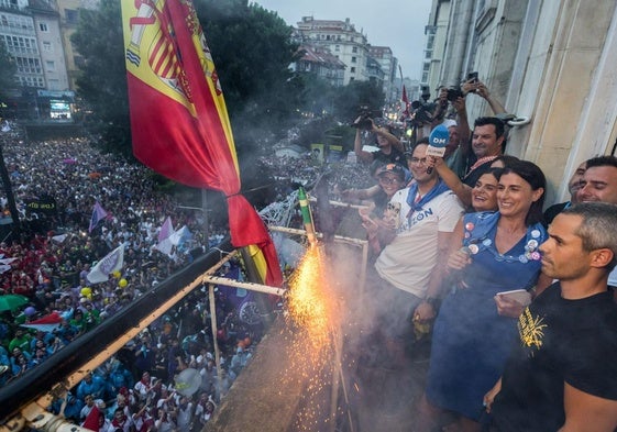 El momento en el se prende la mecha del cohete