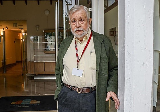 José María Guelbenzu, en la UIMP.