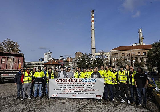 Trabajadores de Katoen al inicio de la huelga en diciembre de 2024, solucionada con la intervención de Orecla.