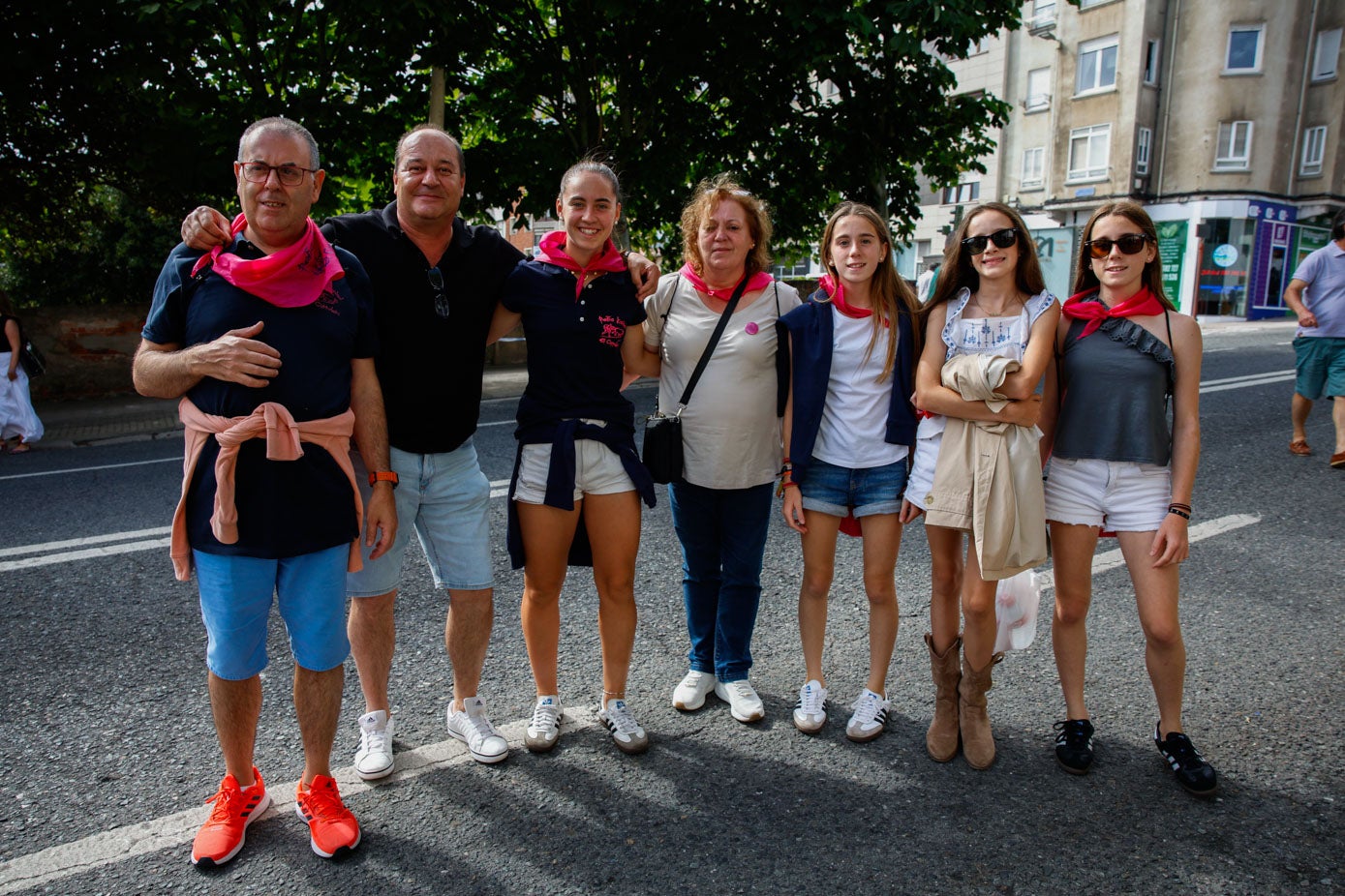 Roberto García, José Antonio Miguel, Paula García, Carmen Torres, Martina García, Valentina Rojo Pérez y Lola García.