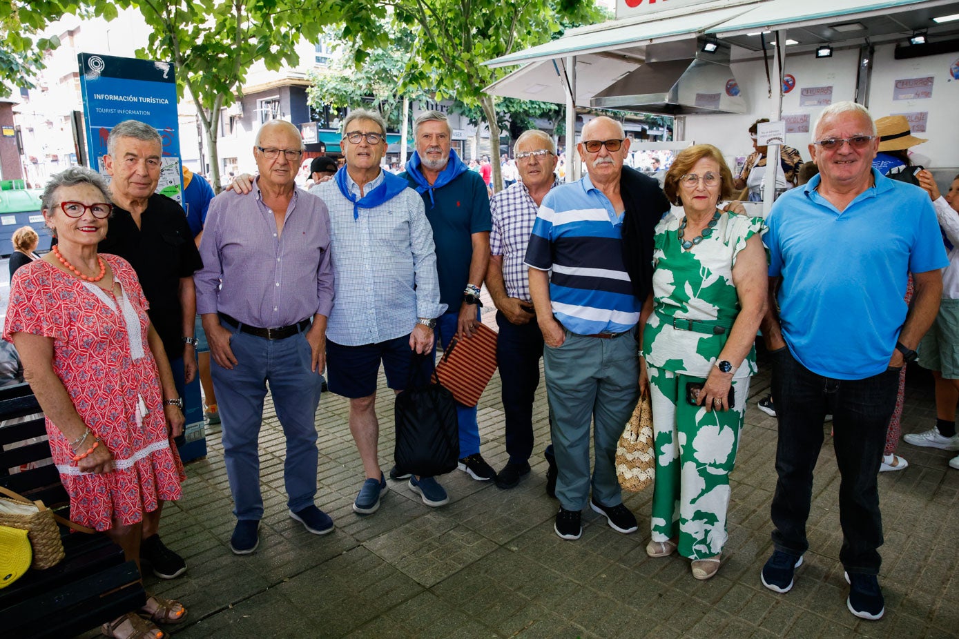 Ana Mújica, Celestino García, Ramón Gómez, Juan Carlos Rodeño, Jesús Alonzo, Rudelio De Cos, Manuel Villegas, Josefina López y Ángel De Cos.