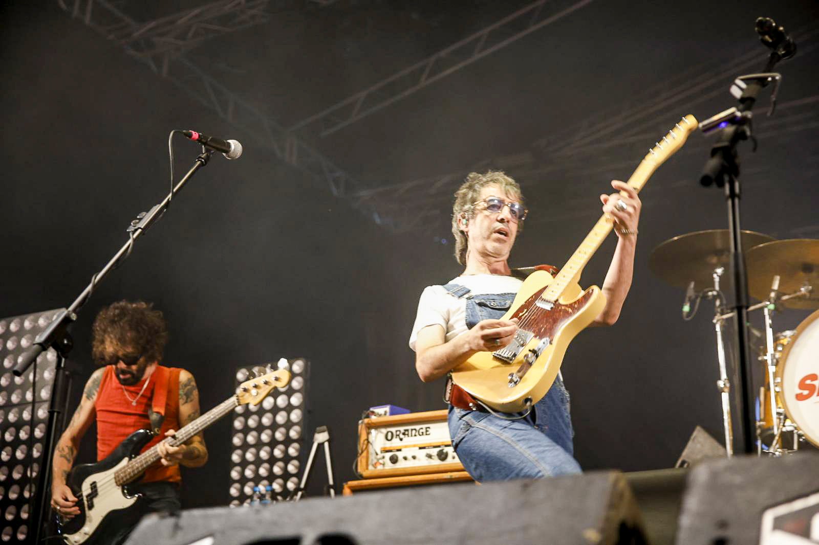 Marc Ros, voz y alma de Sidonie, conectó con el público santanderino en una noche mágica de la Semana Grande.