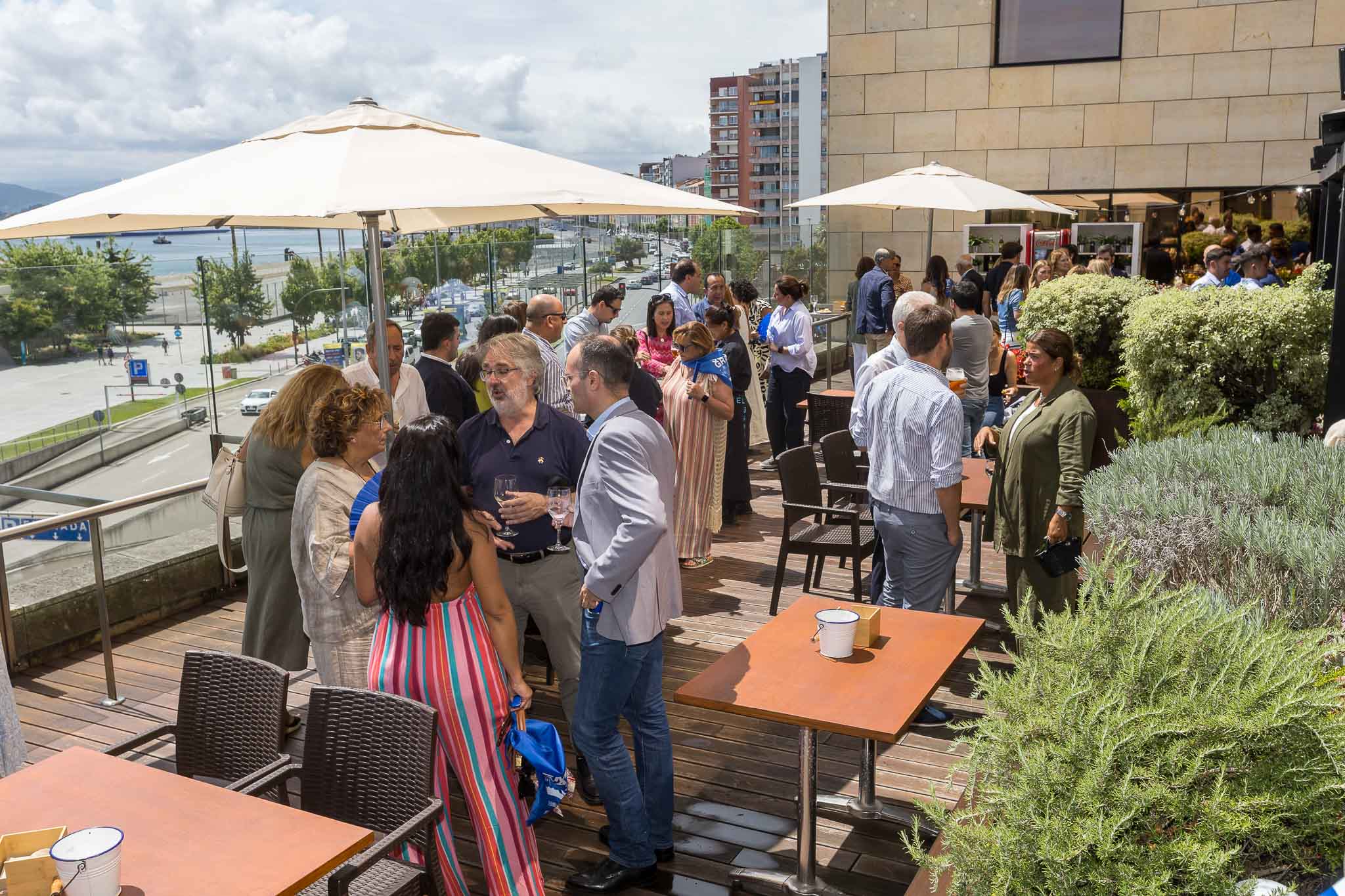 Un cierre por todo lo alto en la terraza del Hotel Bahía