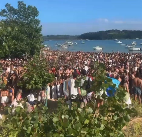 El Puntal, lleno hasta la bandera.