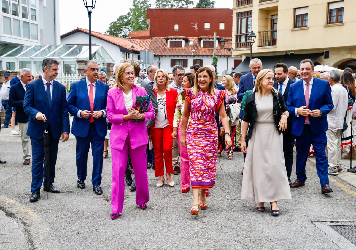 Imagen principal - Buruaga apela a la unidad de los cántabros para «levantarse contra el privilegio» del cupo catalán