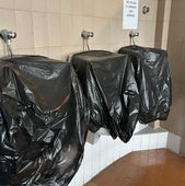 Unas instalaciones «tercermundistas» para la Policía Local de Torrelavega