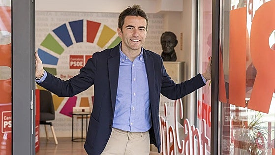 Buruaga acusa a Casares de usar la Delegación del Gobierno «como trampolín electoral»