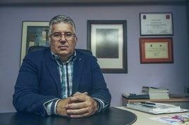 Francisco Javier Lastra, el decano del Colegio de Psicólogos de Cantabria.