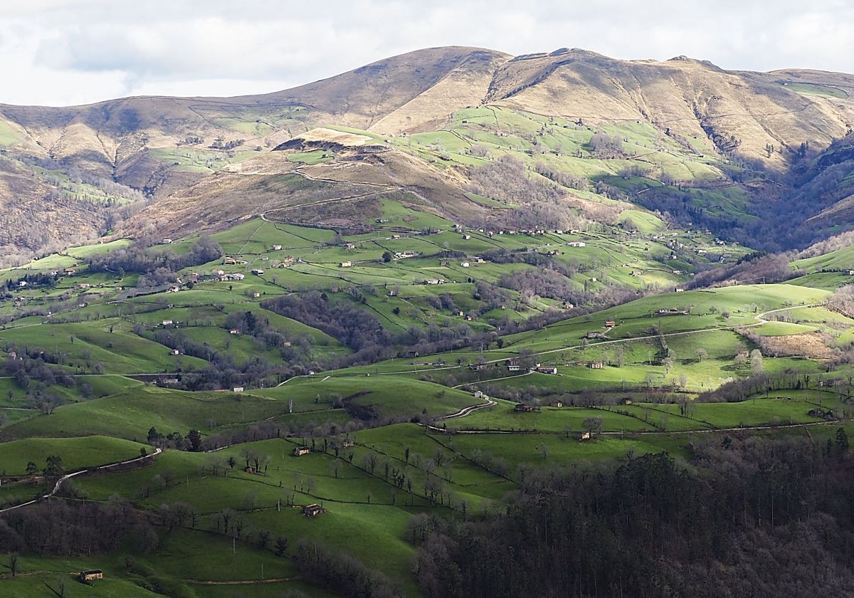 La comarca se extiende por 600 km2.