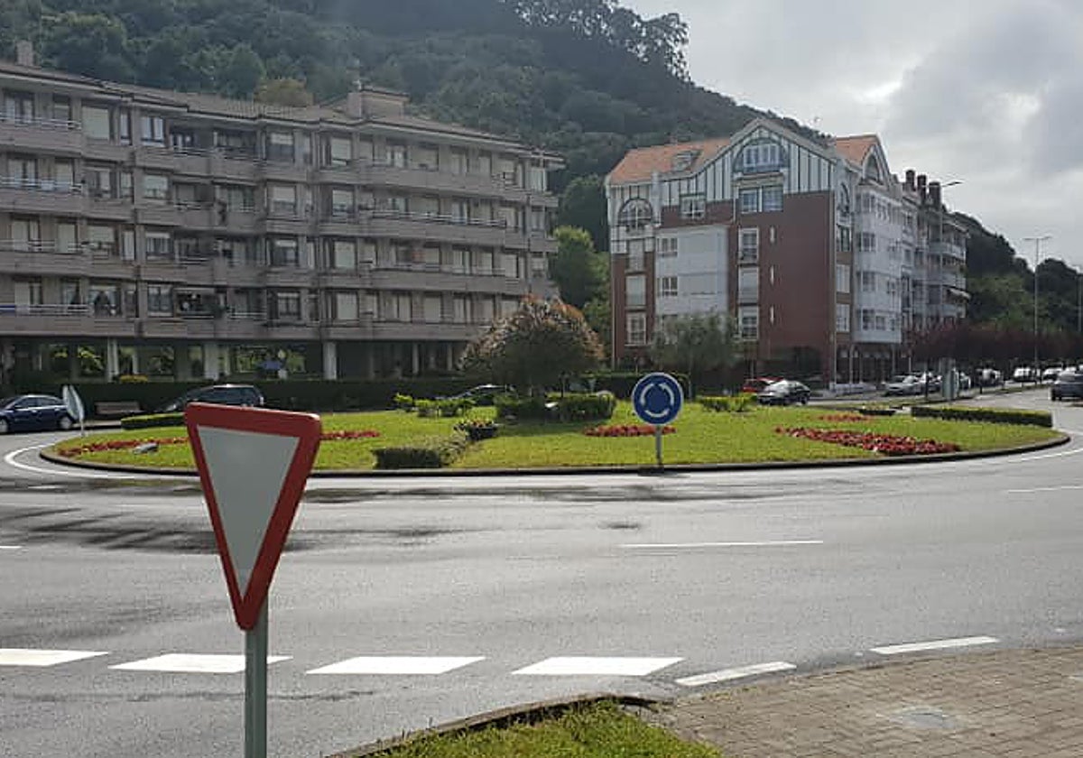 Rotonda El Progreso, en Santoña.