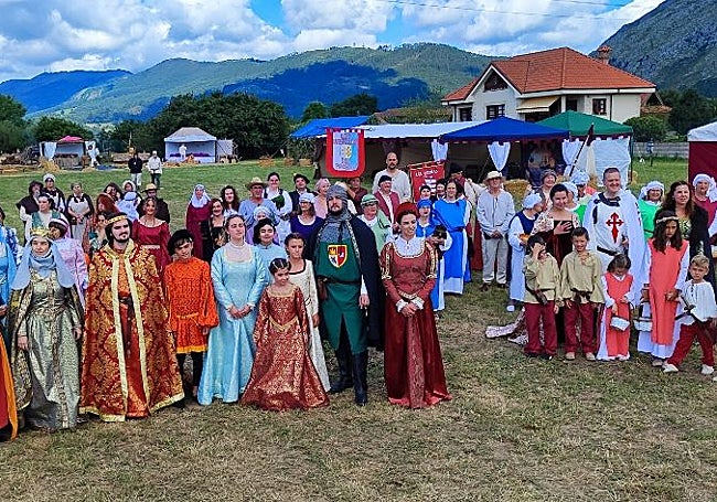 Unas 70 personas participan en esta edición de la fiesta 'Pero Niño, el último caballero'.