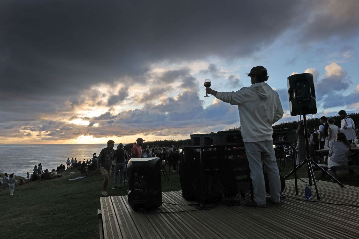 El Rayo Verde acoge en verano diferentes actuaciones musicales.