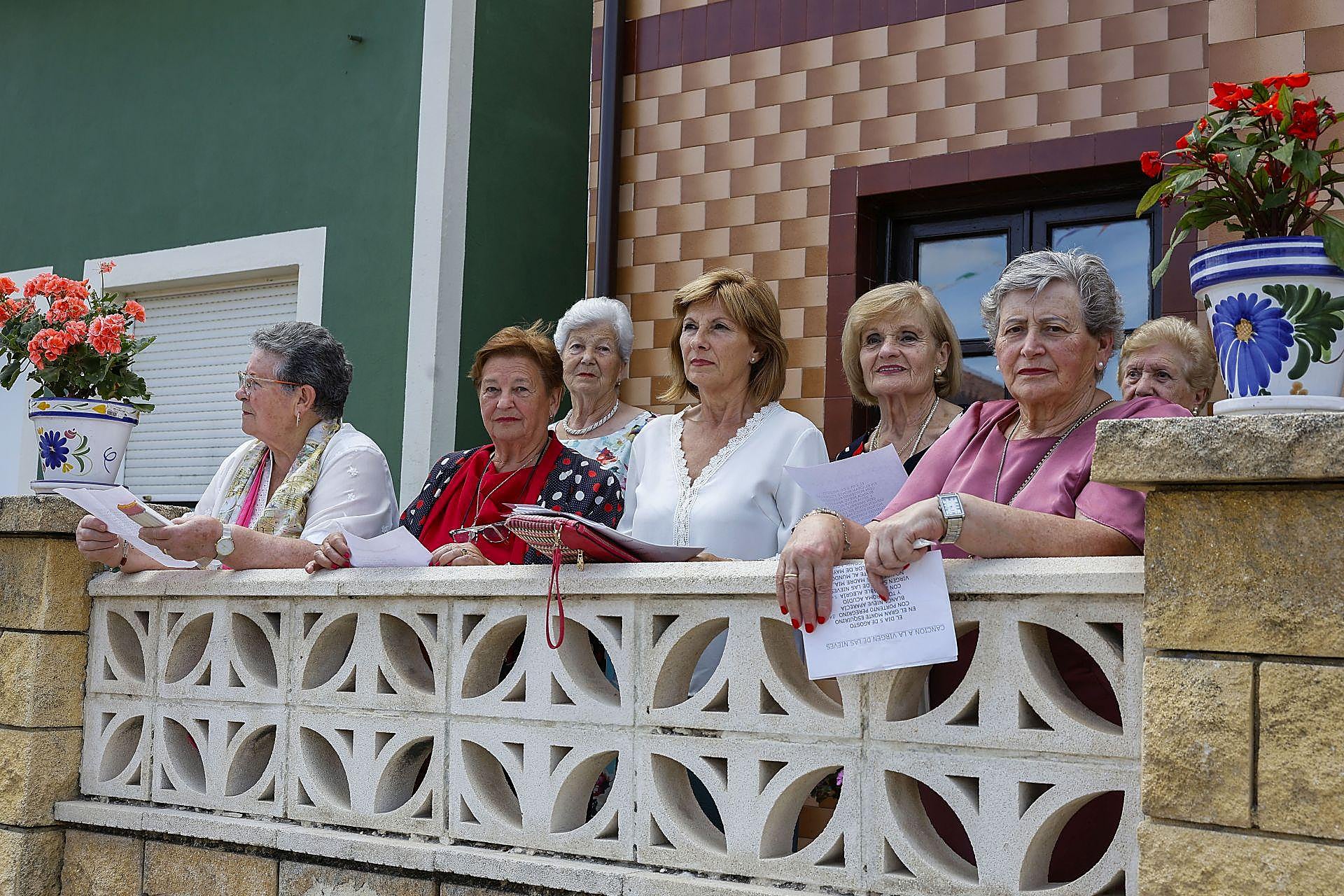 La Virgen de las Nieves recorre Tanos