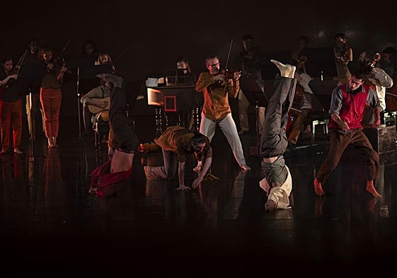 Imagen del espectáculo de Le concert de la Loge junto a Käfig, 'Las 4 estaciones bailadas'.