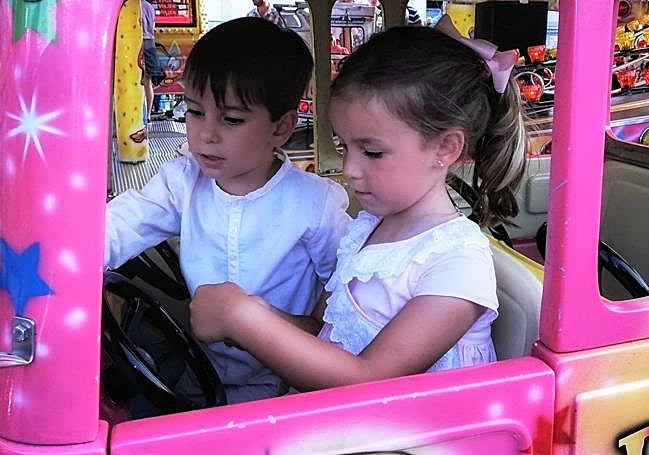 Los nietos de Maribel disfrutan de las ferias desde que eran pequeños.