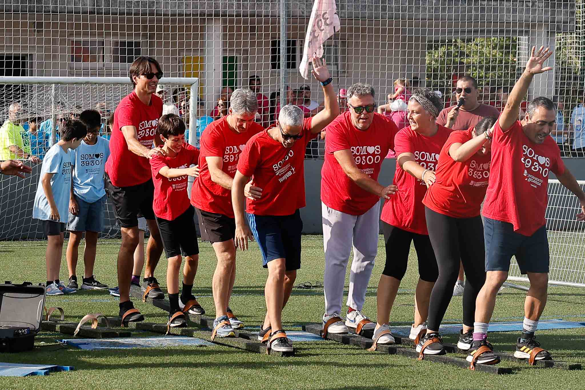 Un equipo inicia la marcha durante una de las carreras. 
