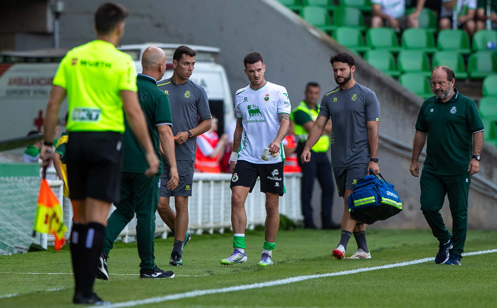 Michelin, tras ser sustituido en el encuentro ante el Cagliari.