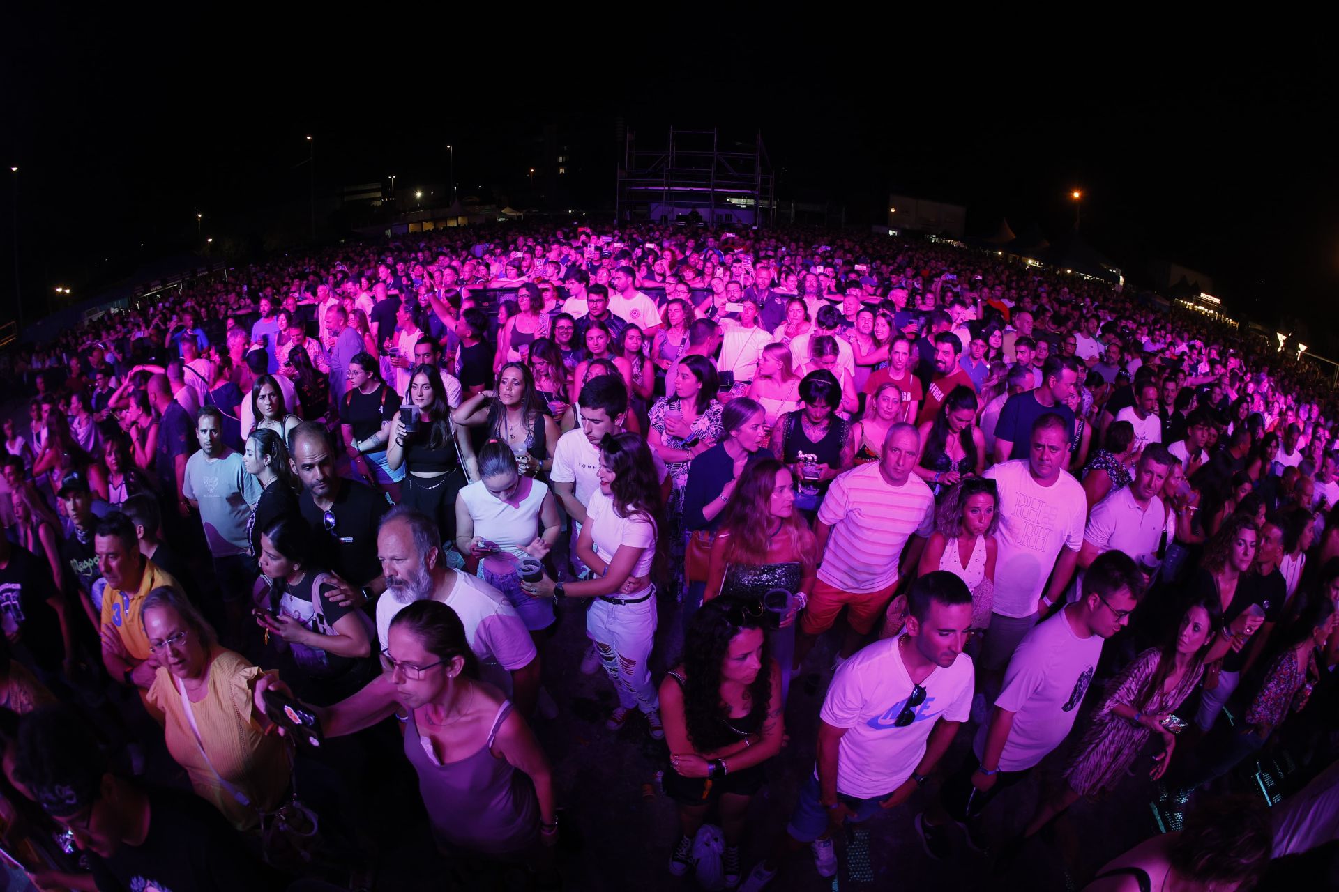 Un público de todas las edades arropó a La Fuga