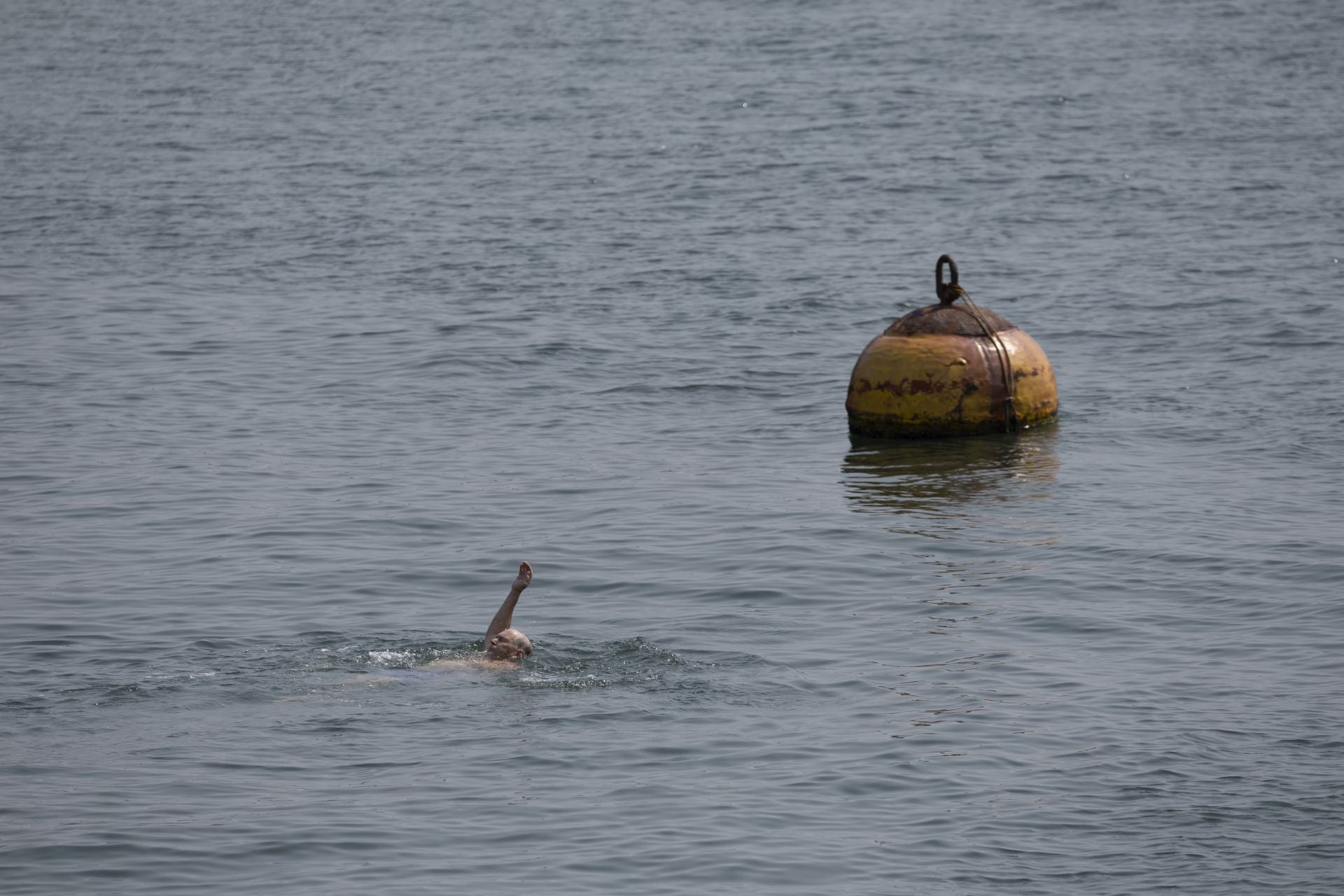 Un baño es otra opción para estar fresquito durante las horas más calurosas del día