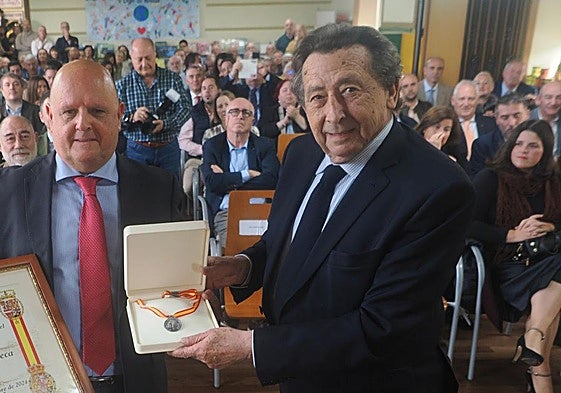 Alfonso Ussía fue nombrado embajador del Museo de La Cavada el año pasado.