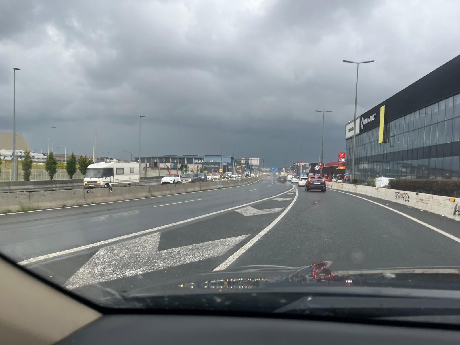 La entrada a Santander, colapsada por el tráfico