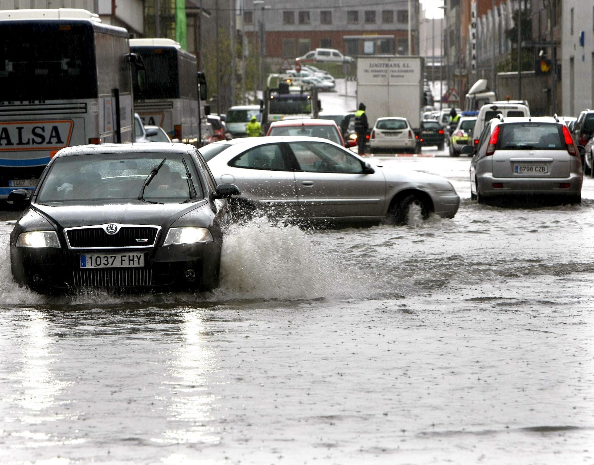 El polígono de Candina durante la inundación en 2008