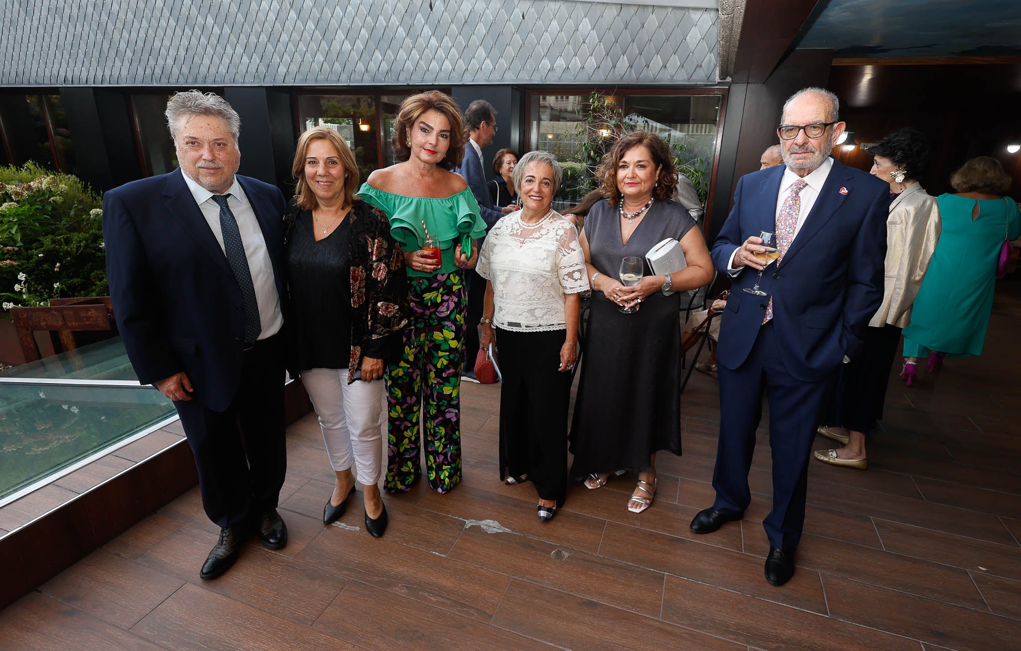 José Manuel Conde, Lola Gallardo, Elena González, Carmen Ruiz, Isabel Farré y Pedro González Macho.