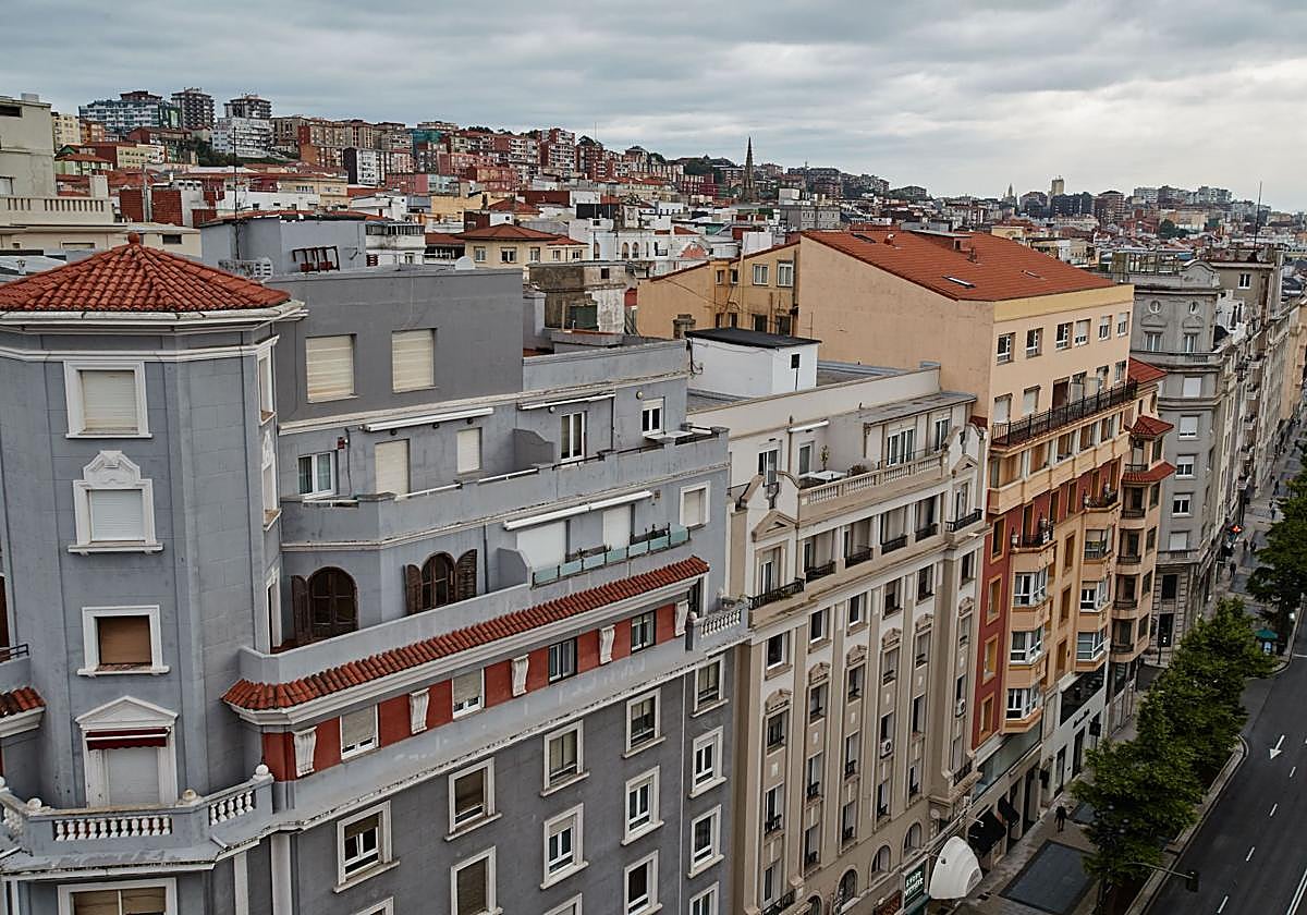 Vista aérea de Santander desde una de las calles más céntricas de la ciudad, Calvo Sotelo.