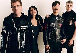 Los integrantes de Dorian, banda formada hace dos décadas