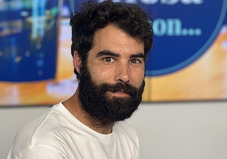 Alejandro, en las instalaciones de El Diario Montañés.