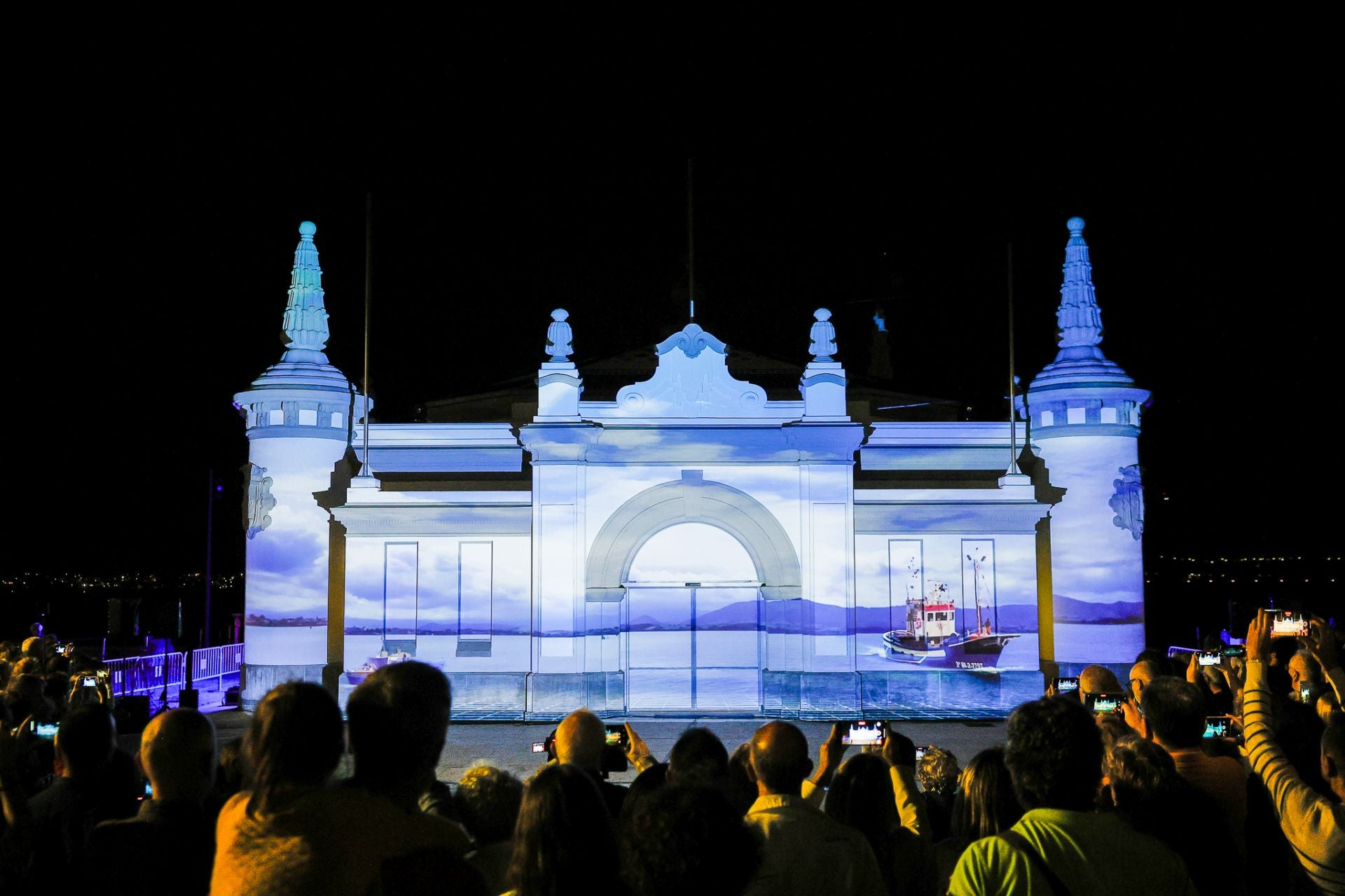Las fotos del espectáculo de luces del Palacete