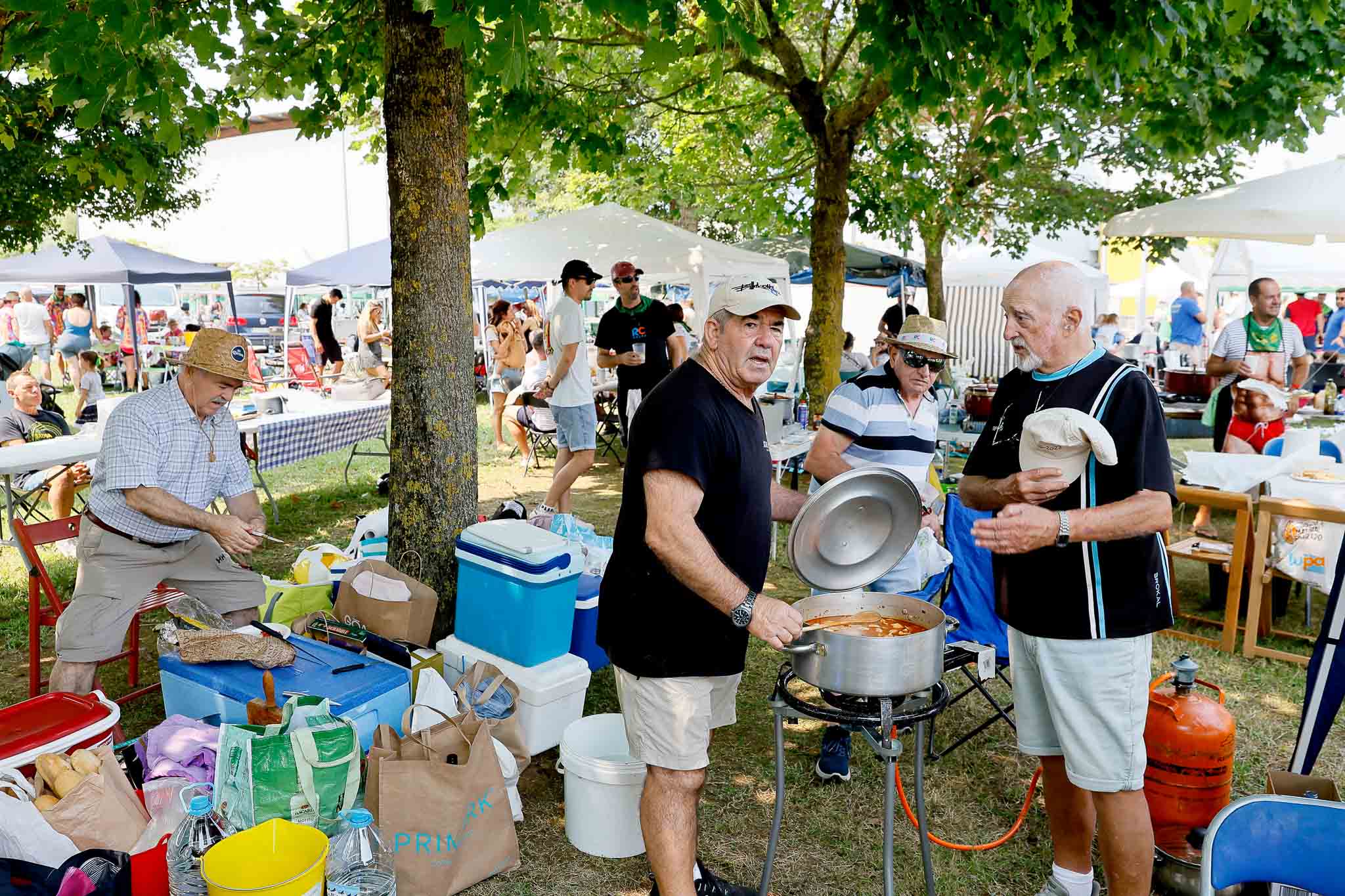 ¿Has estado en la marmita de Colindres? Búscate en las fotos