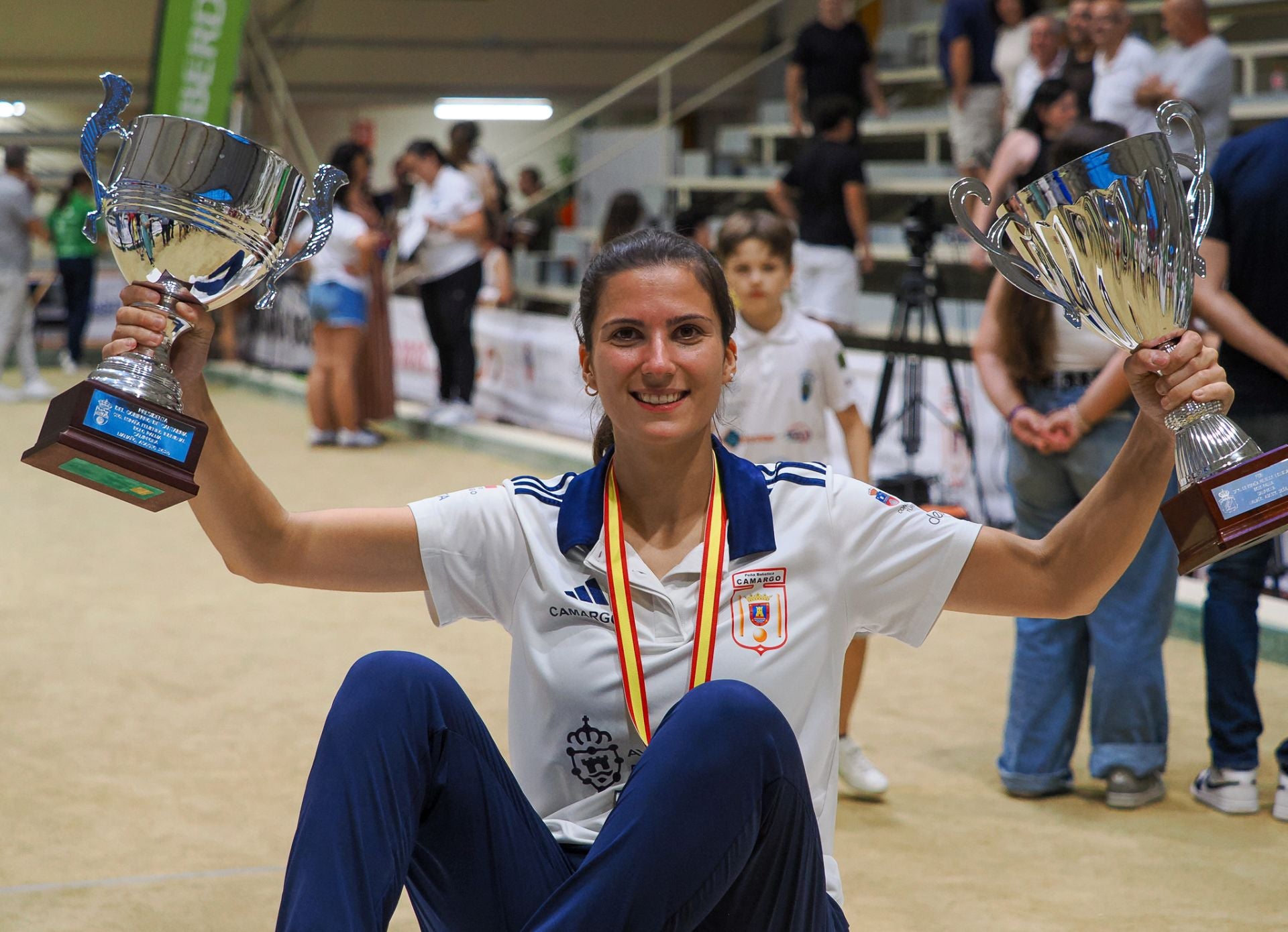 Marta Castillo, con sus trofeos tras ganar el Campeonato de España.