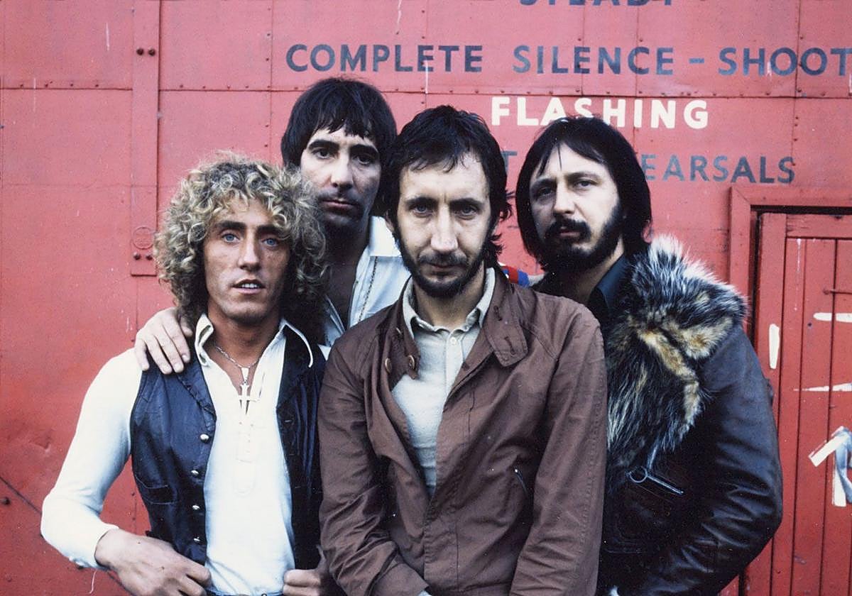 La banda en 1975 en Shepperton