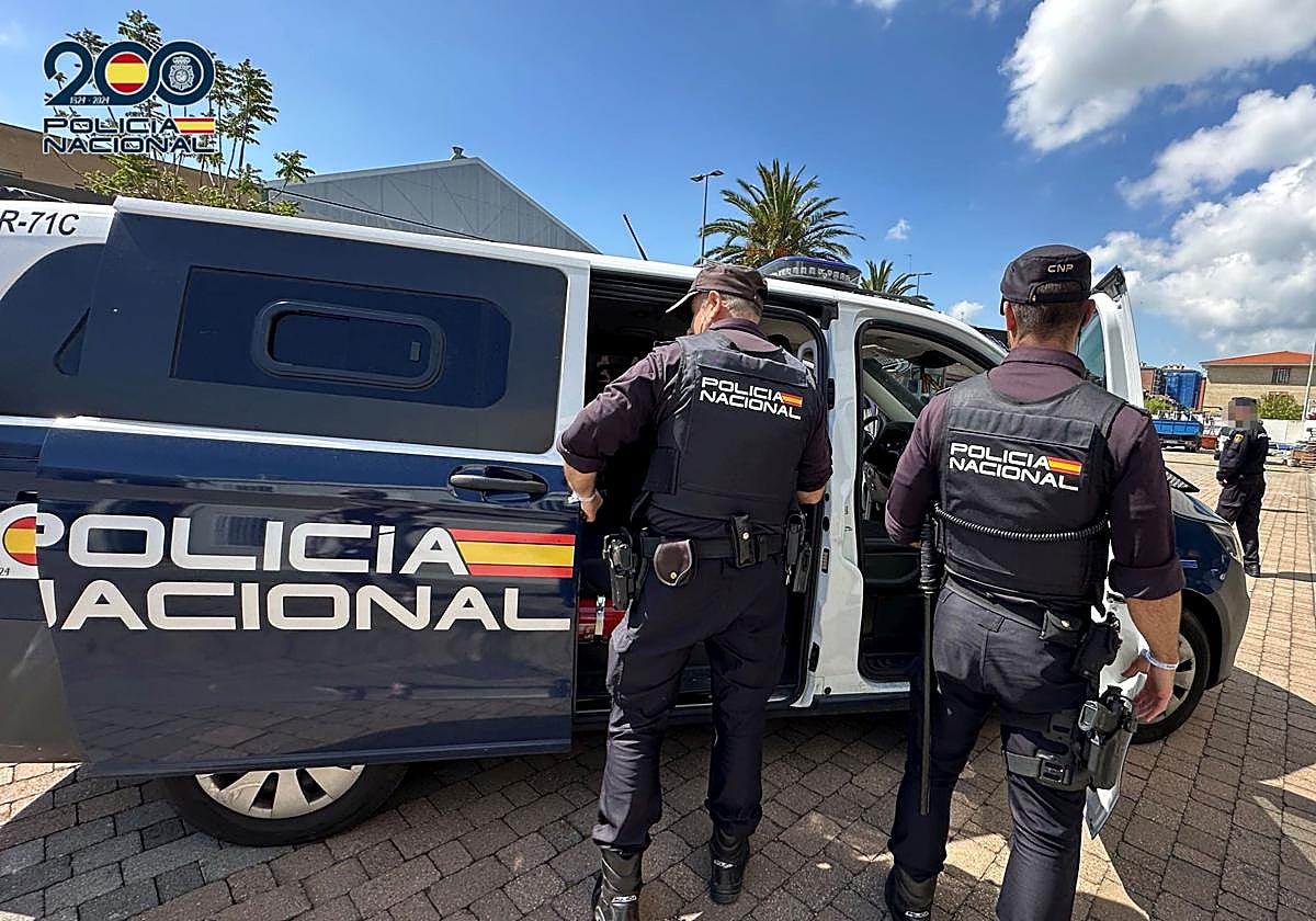 Detenido por tráfico de drogas en el barrio de Castilla-Hermida a plena luz del día