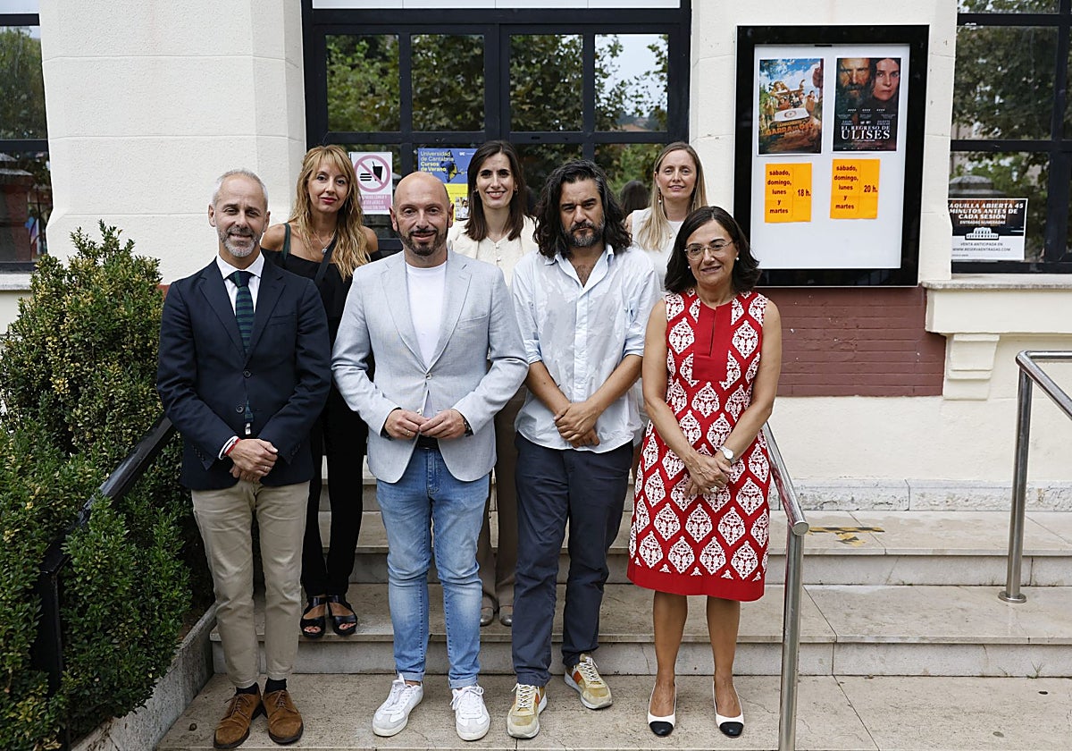 Sergio Silva, Laura Recio, Miguel González, Rebeca Saavedra, Manuel Jabois, Rosa Martín y Conchi López.