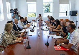 Imagen de la reunión, este mediodía.