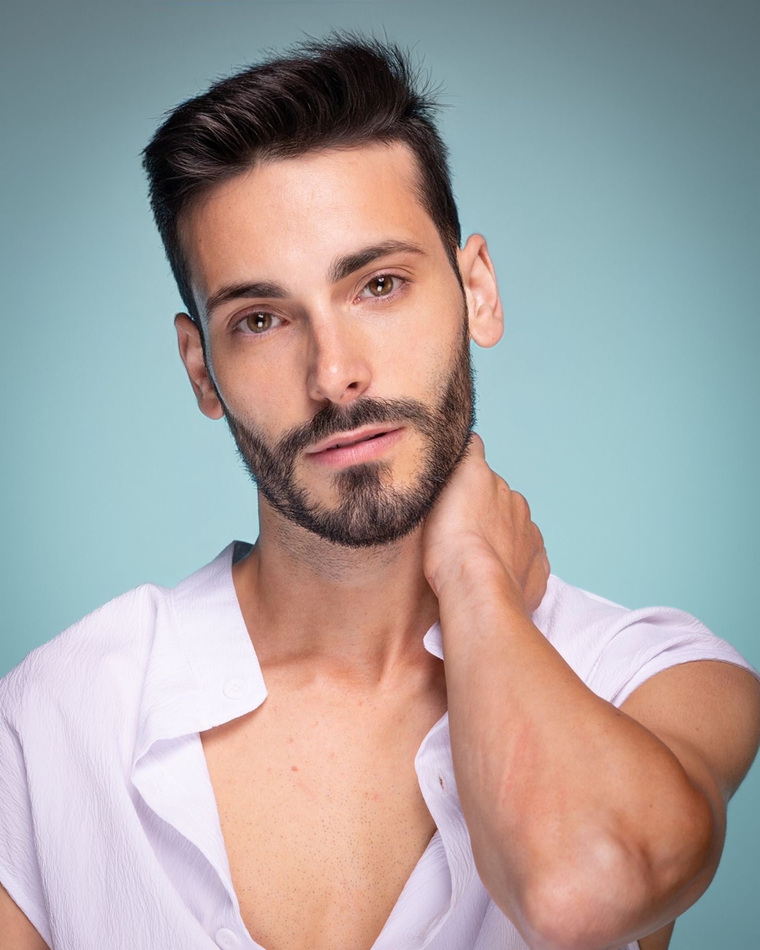 Rafa Jiménez, de 28 años, representará a Castro Urdiales en la ceremonia de bandas del 11 de septiembre. Mide 1,65, trabaja como repartidor y cursó ESO.