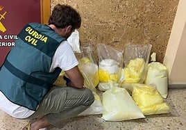 Detenidos dos colombianos circulando por la A-67 con 80 kilos de speed