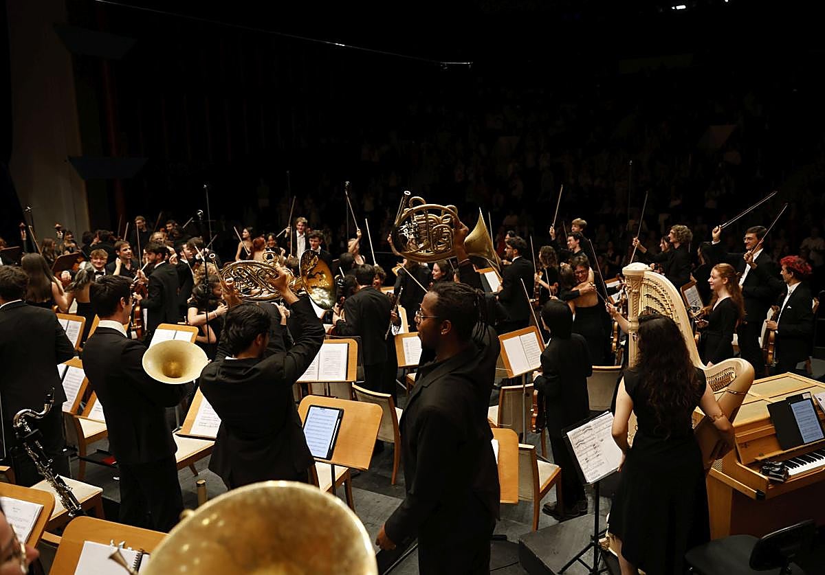 El FIS rejuvenece y apasiona