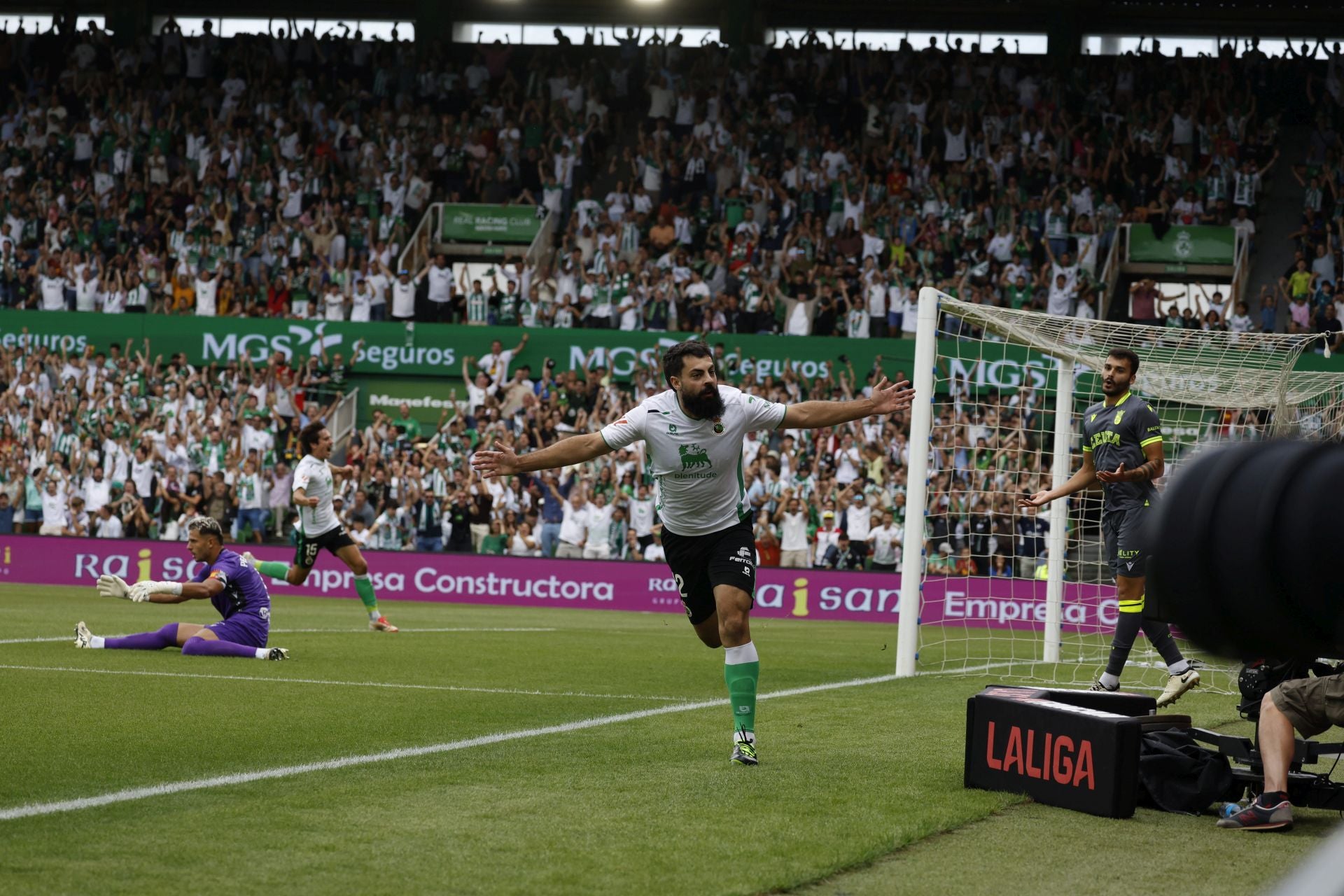 Villalibre celebra su tanto