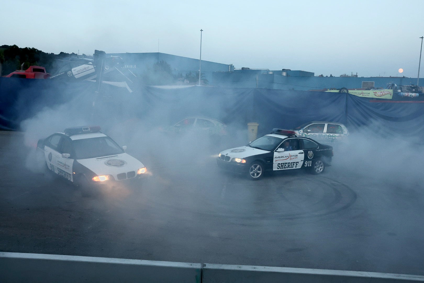 Los derrapes fueron constantes durante el espectáculo, que permanece en la capital del Besaya hasta el fin de semana que viene. 