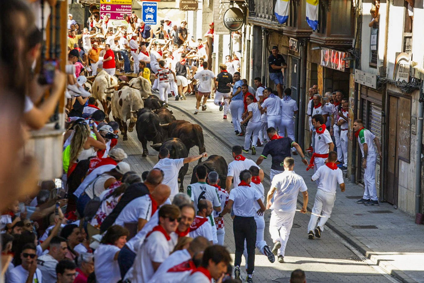 El primer encierro en imágenes