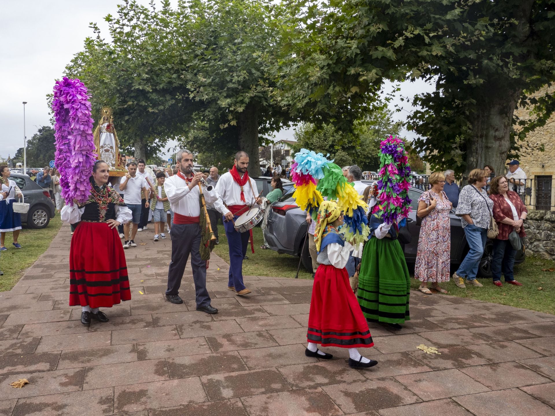 Misa y procesión de la Virgen de Latas