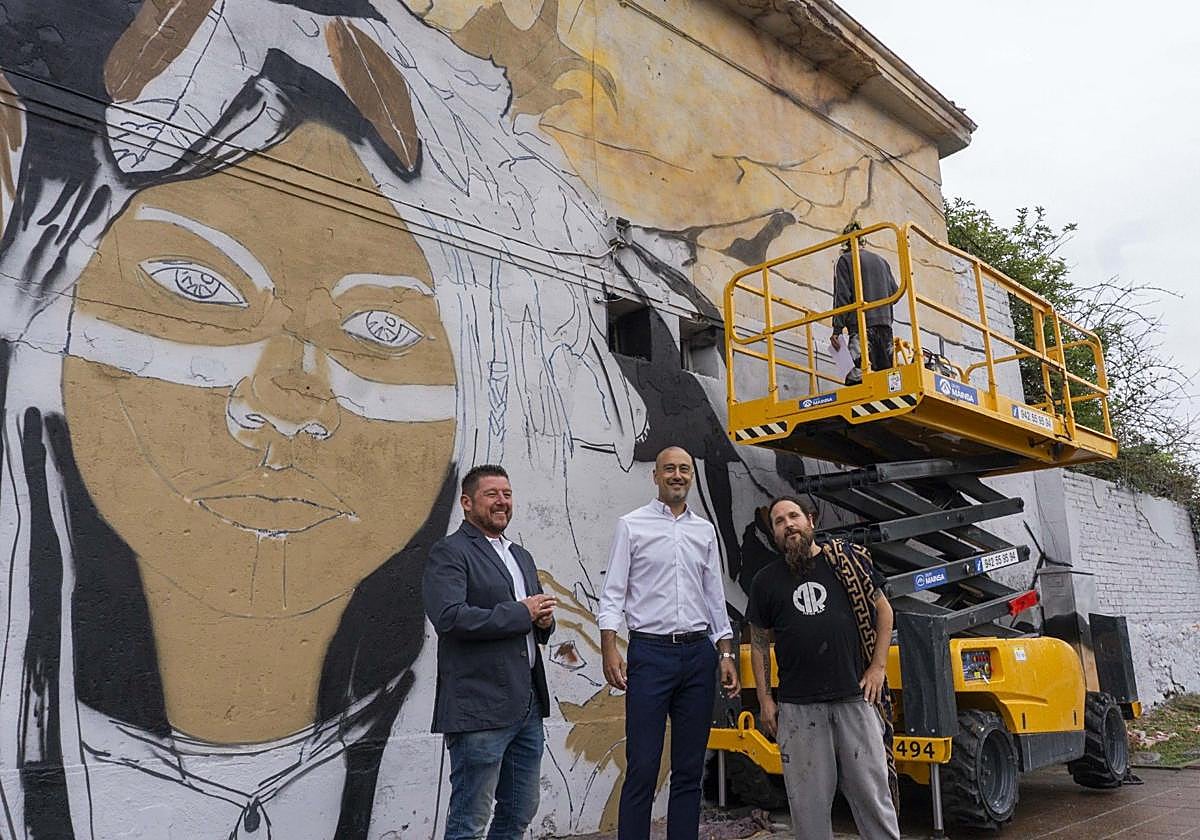 'Alegra la vista' convierte muros y fachadas de Torrelavega en lienzos al aire libre