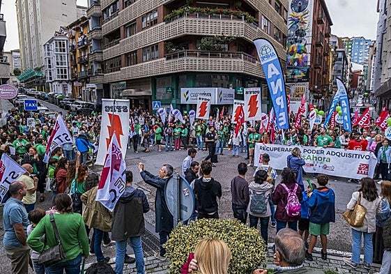 Los docentes salieron a las calles la primera jornada de huelga en colegios, el lunes 8 de septiembre.