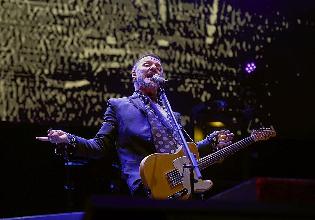 Imágenes de los conciertos de Coque Malla y Vega en Santander