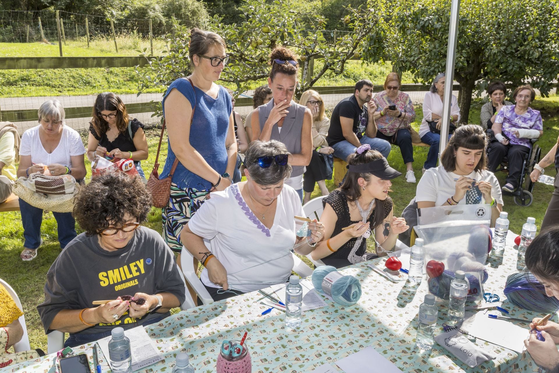 Entras las participantes había mujeres y chicas de todas las edades.