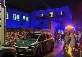 Los vecinos se acercaron alertados por la presencia de las dotaciones de seguridad y emergencias.