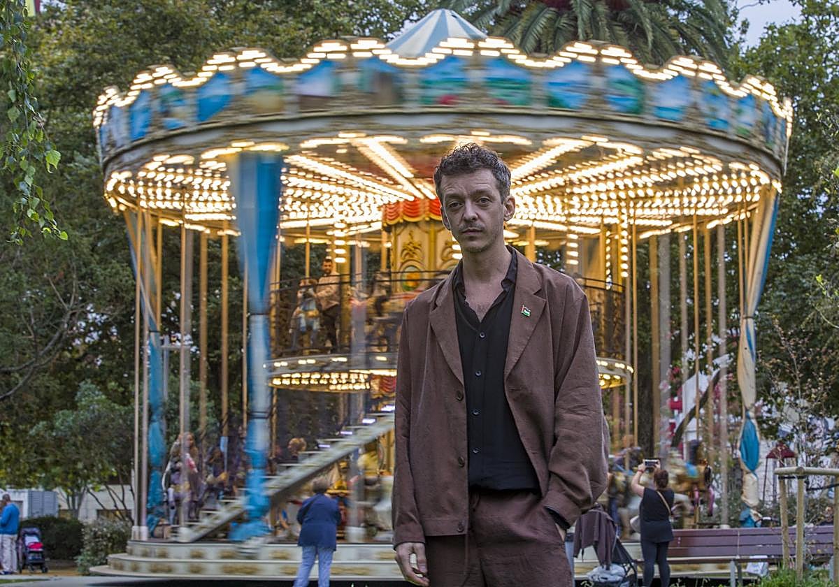 El actor argentino Nahuel Pérez Biscayart galardonado con el Faro Dos Orillas del Festival de Cine de Santander.